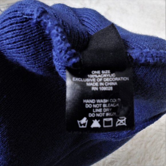 Ecko Unltd Heart Rhino Rhinestone Beanie One Size - Picture 7 of 7